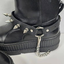 Load image into Gallery viewer, 1" Spike Genuine Leather Boot Strap