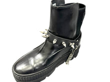 Load image into Gallery viewer, 1" Spike Genuine Leather Boot Strap