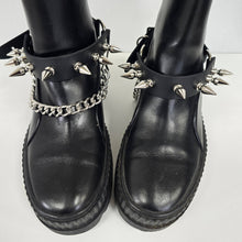 Load image into Gallery viewer, 1" Spike Genuine Leather Boot Strap