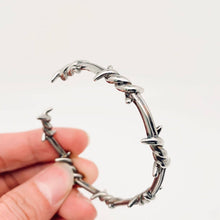 Load image into Gallery viewer, Steel Wire Knot Shaped Bangle Adjustable Bracelet